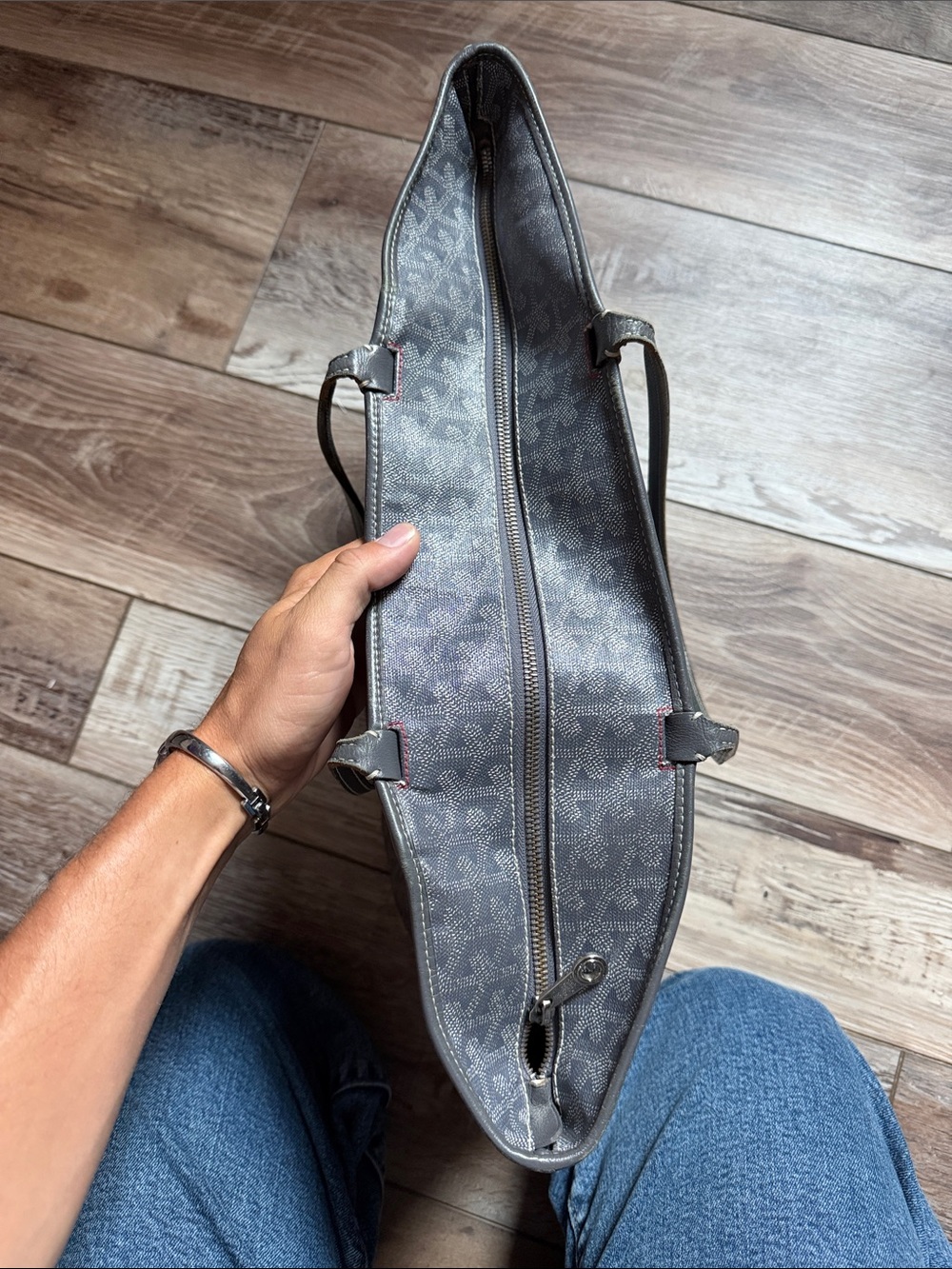 Goyard Gray Monogram Canvas Tote - Picture 2 of 6